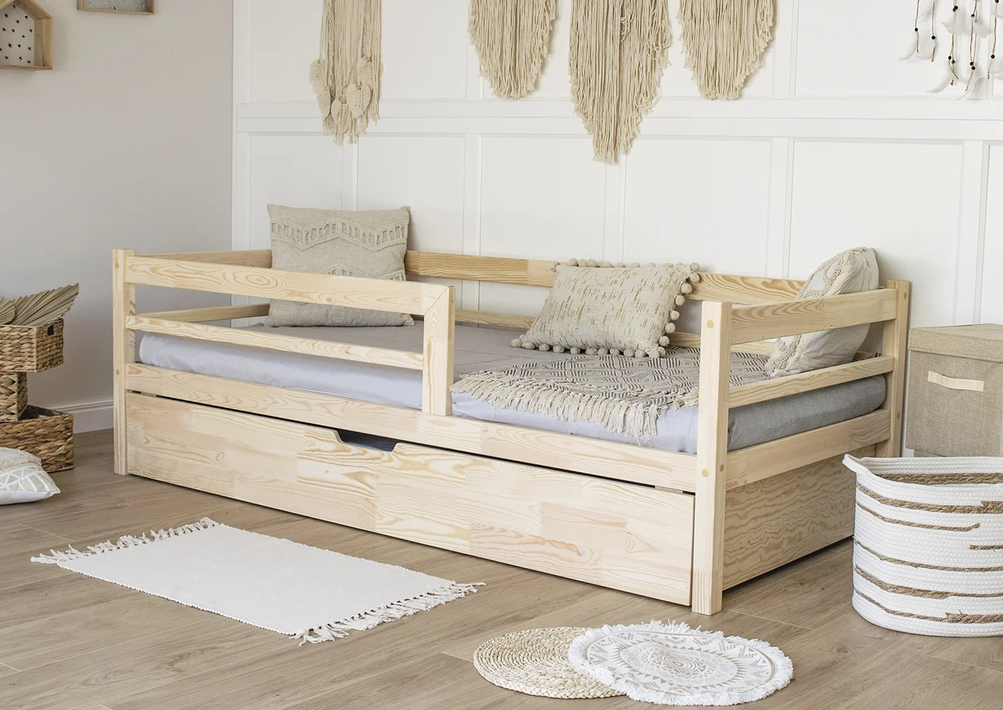 Bett Eldo mit Schublade